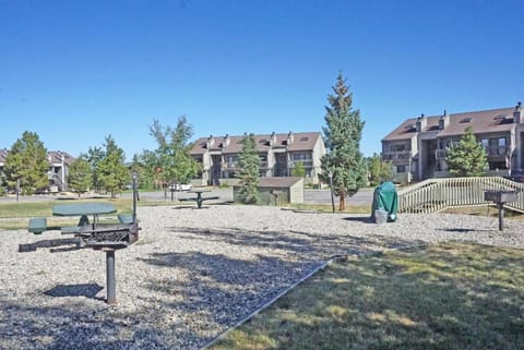 Outdoor Pool, Fireplace, Athletic Club, Covered Balcony with Views Apartment in Fraser