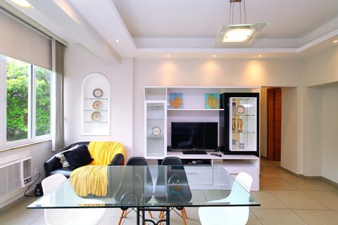 Apartamento 3 quartos, 2 minutos andando até a praia T011 Apartment in Rio de Janeiro