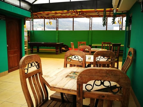 Restaurant/places to eat, Garden, Balcony/Terrace, Lounge or bar