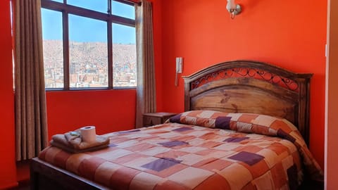 Bolivian Heights Hostel Bed and Breakfast in La Paz