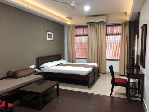 Hotel Ketan Hotel in Pune