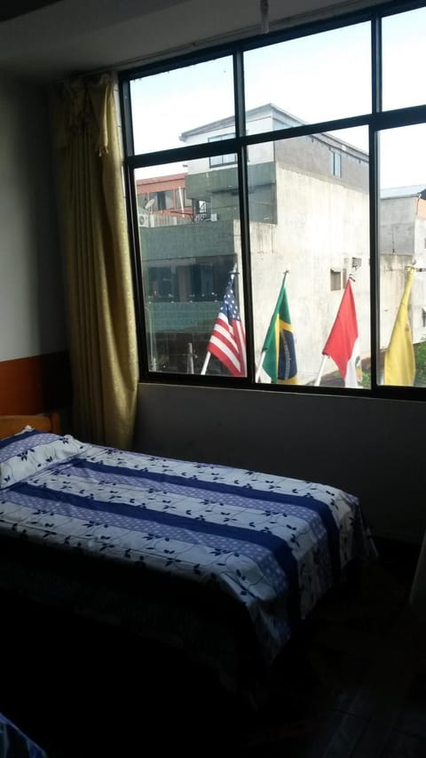 Bed, Bedroom, Street view