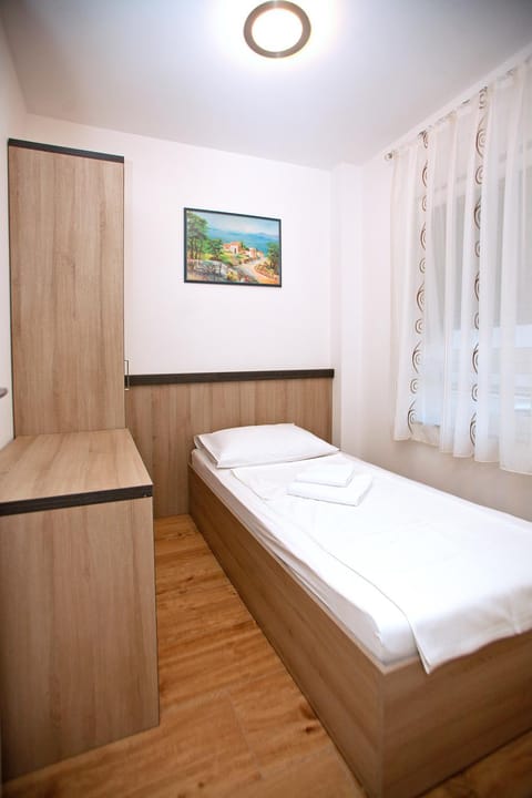 Apartments Maslina I Apartment in Primorje-Gorski Kotar County