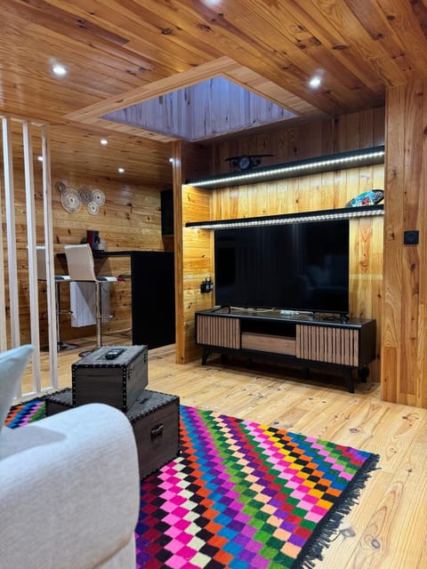 Communal lounge/ TV room, Evening entertainment