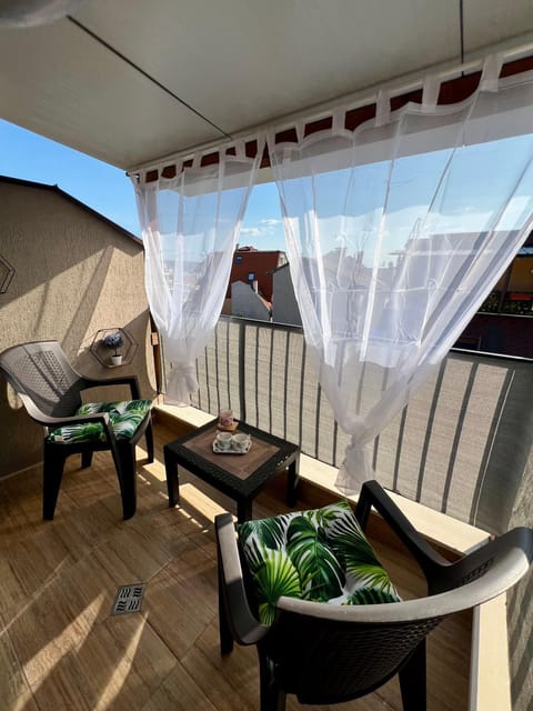 Balcony/Terrace, Seating area
