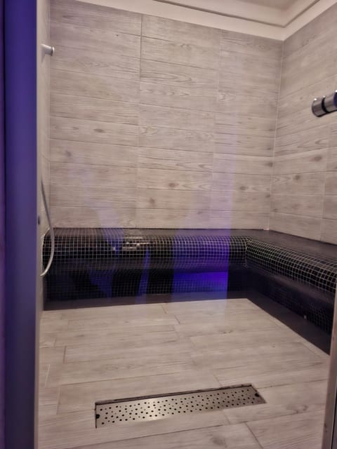 Steam room