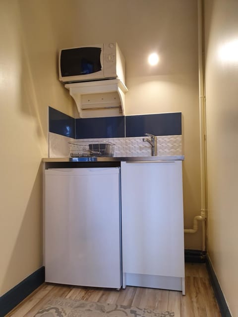 Coffee/tea facilities, Kitchen or kitchenette