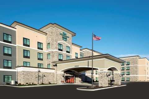 Homewood Suites by Hilton Cleveland/Sheffield Hotel in Lake Erie