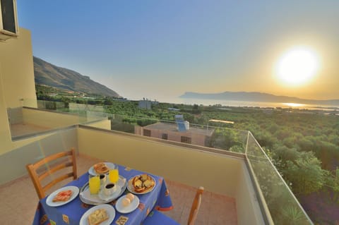 Xenios Zeus Apartments Apartment hotel in Crete