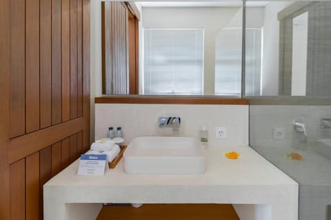 Alluring New 2 Bed Pool Villa, Close To Cafes Villa in North Kuta