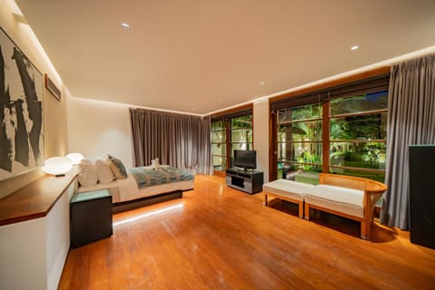 Photo of the whole room