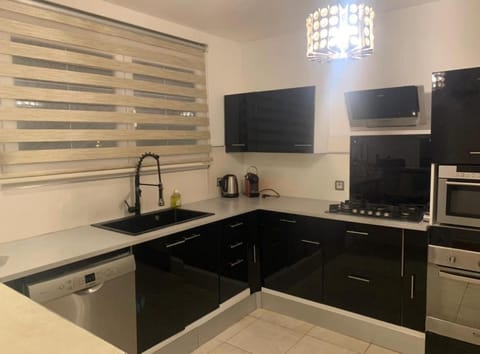 Maison jardin barbecue parking Villa in Montbéliard