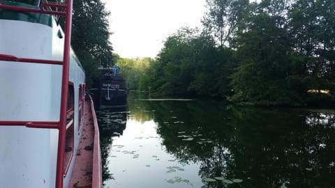 Botel La Vecchia (LY1992) Angelegtes Boot in Dole