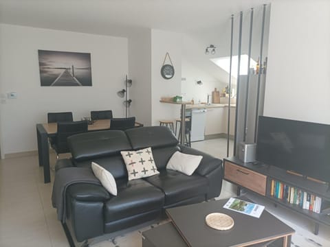 Le Croisic - Duplex 5 pers. vue mer, accès direct plage - FR-1-843-25 Apartment in La Turballe