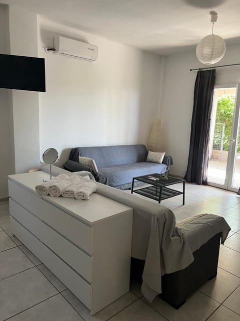 Alexandros Apartments Apartment in Argolis, Greece