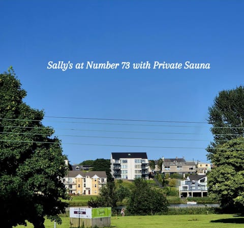 Sally's at Number 73 with Private Hot Tub & Sauna Apartment in Coleraine