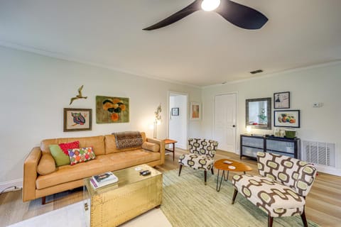 Fire Pit and Ping-Pong Home on Guadalupe River! House in McQueeney