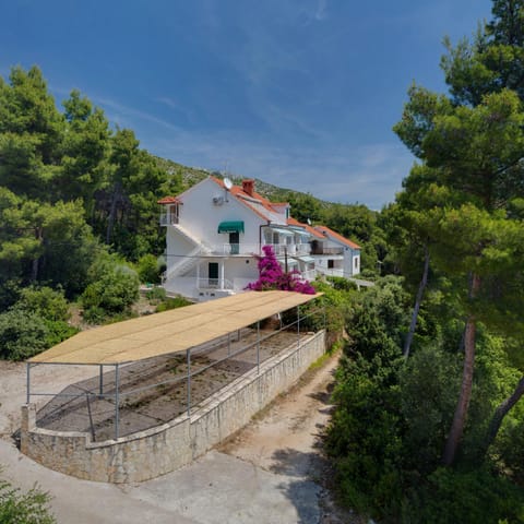 Property building, Facade/entrance, Bird's eye view