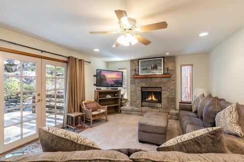 Silver Rock Lodge home House in Skyland