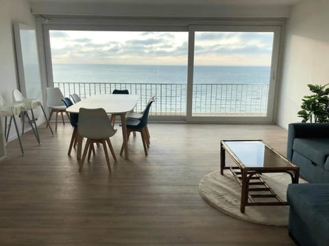 Lovely apartment with pool and sea view Apartment in Koksijde