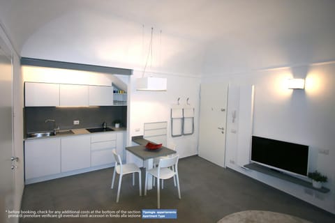 TV and multimedia, Kitchen or kitchenette, Dining area