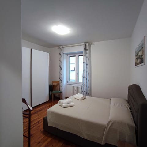 Bed, Photo of the whole room, Bedroom, towels, wardrobe