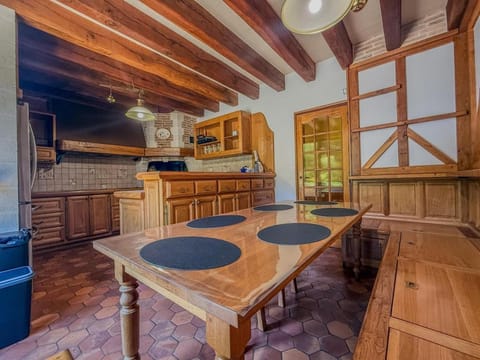 Maison familiale avec jardin XXL, jeux & nature House in Normandy