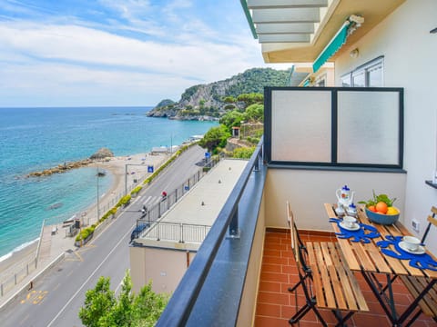 Balcony/Terrace, Dining area, Sea view