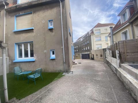 Sauna et Cosy 50m de la Mer avec Parking privé Apartment in Le Portel