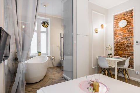 Bathroom, Dining area, Bedroom