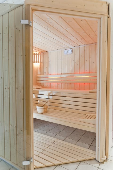 Etoile des Neiges Piscine Spa Sauna Hotel in Métabief