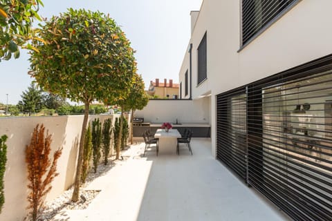 Villa Ventana with terrace and BBQ Villa in Istria County