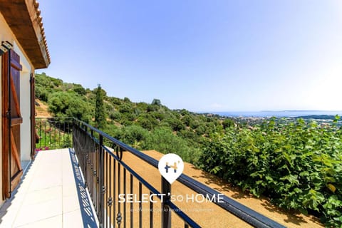 Day, Natural landscape, View (from property/room), Balcony/Terrace, Sea view