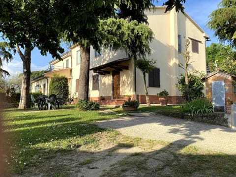 Cocchi house 76 House in Castiglione del Lago