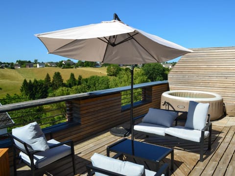 Hot Tub, View (from property/room), Balcony/Terrace, Balcony/Terrace