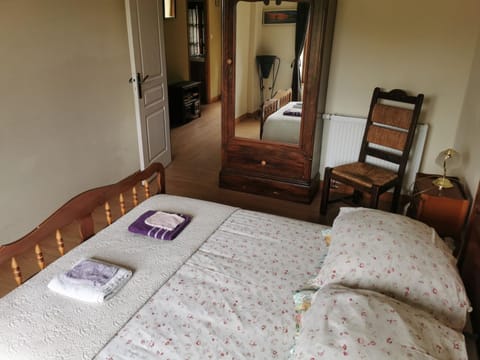 Property building, Living room, Bedroom