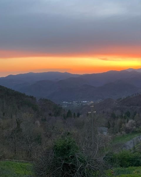 Basilico Apartment with stunnung views Apartment in Province of Massa and Carrara