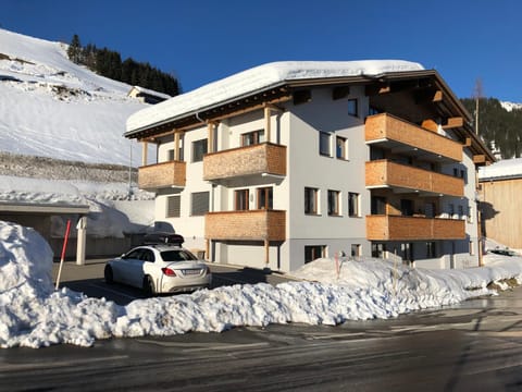 Property building, Winter