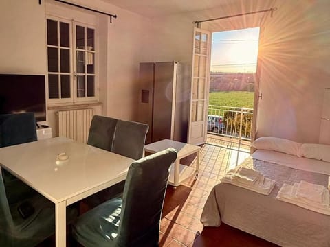 Emiliana House Apartment in Sarzana