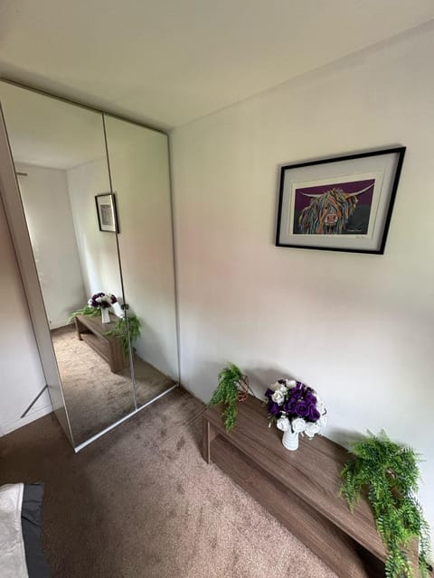 Decorative detail, Bedroom, wardrobe