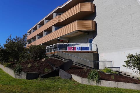 Hotel 19 Hotel in Port Hardy