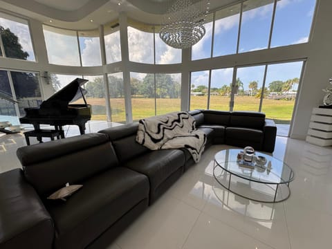 The Monochrome Villa Villa in North Lauderdale