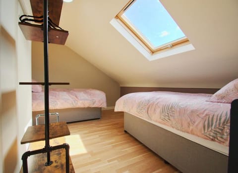 2 Bedroom Loft Apartment in Omagh Town Centre Apartment in Omagh