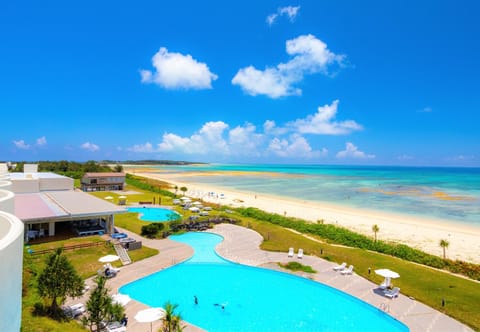 Nearby landmark, Natural landscape, Beach, Pool view, Sea view, Swimming pool