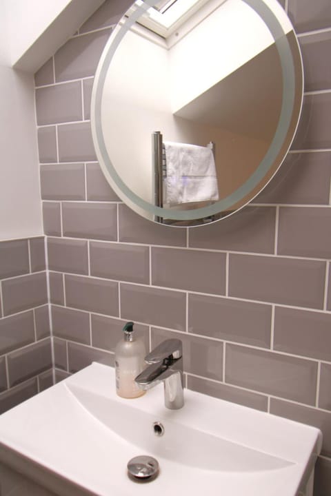 Luxury secluded coastal retreat - With hot tub Villa in Woolacombe