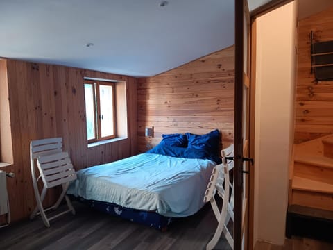 Appartement avec terrasse sur rue piétonne Apartment in Provence-Alpes-Côte d'Azur