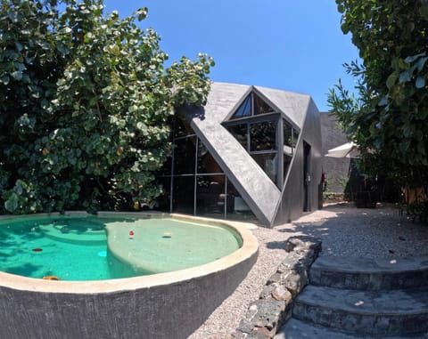 Balcony/Terrace, Pool view