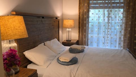 Private Room in Vibrant Vancouver - with share living room and kitchen Vacation rental in Richmond