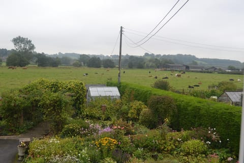 The Lilacs Bed and Breakfast in East Staffordshire District