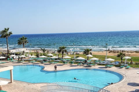 Pool view, Sea view, Swimming pool, Swimming pool